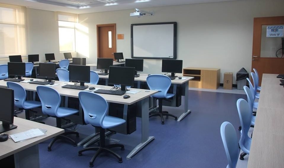 furniture-for-schools-uae.jpg