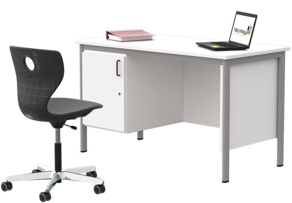 Bafa Teacher Table