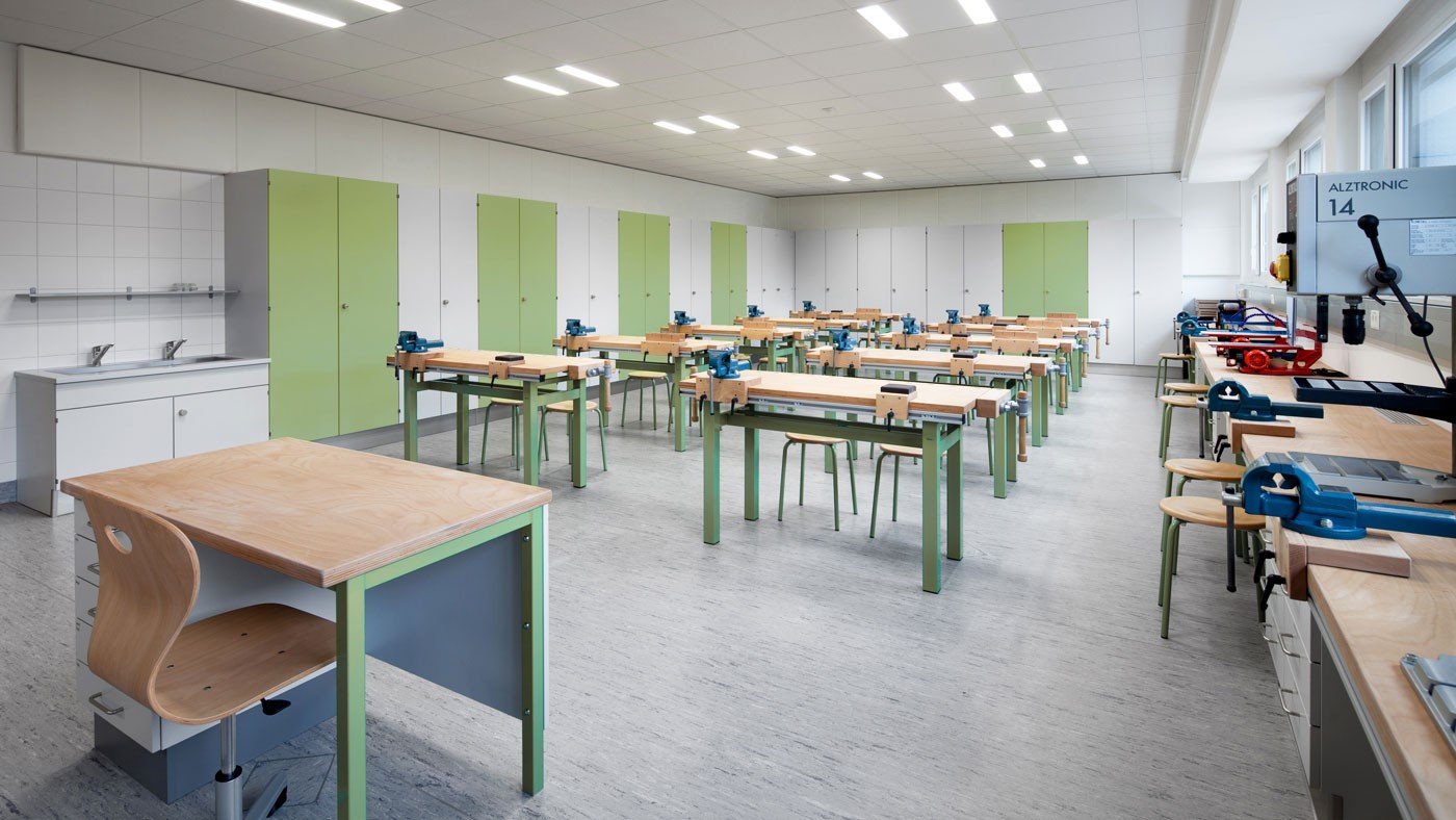 Laboratory furniture provider offering full turnkey design and installation.